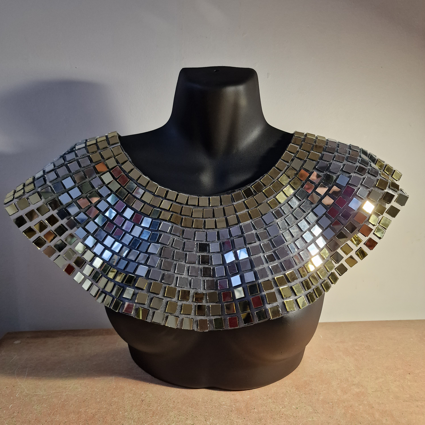 Large Disco Wesekh Collar 832 image 1